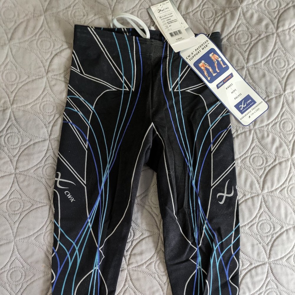 CW-X Women's 3/4 Revolution Tights Size Small